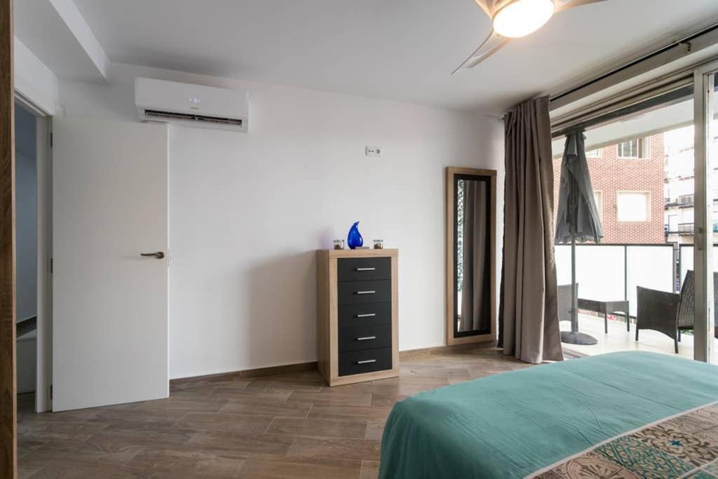 Espacioso Y Centrico Piso Con Zona Chill-Out Alicante Zewnętrze zdjęcie