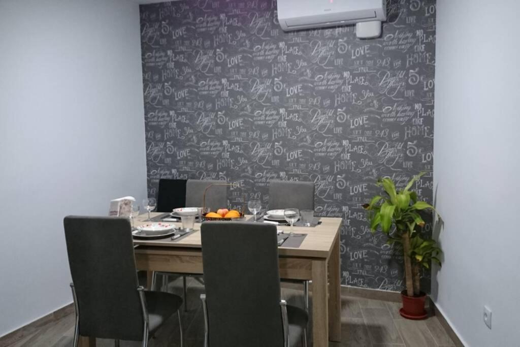 Espacioso Y Centrico Piso Con Zona Chill-Out Alicante Zewnętrze zdjęcie