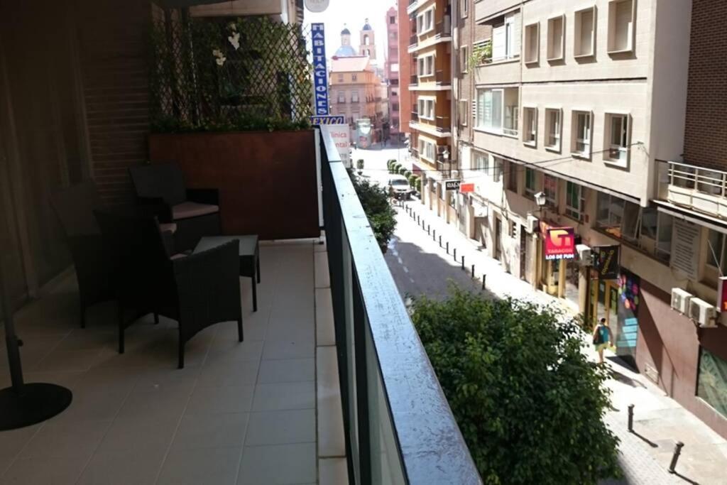 Espacioso Y Centrico Piso Con Zona Chill-Out Alicante Zewnętrze zdjęcie