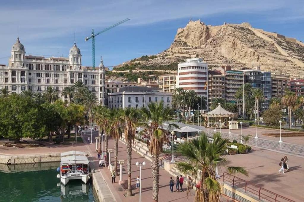 Espacioso Y Centrico Piso Con Zona Chill-Out Alicante Zewnętrze zdjęcie