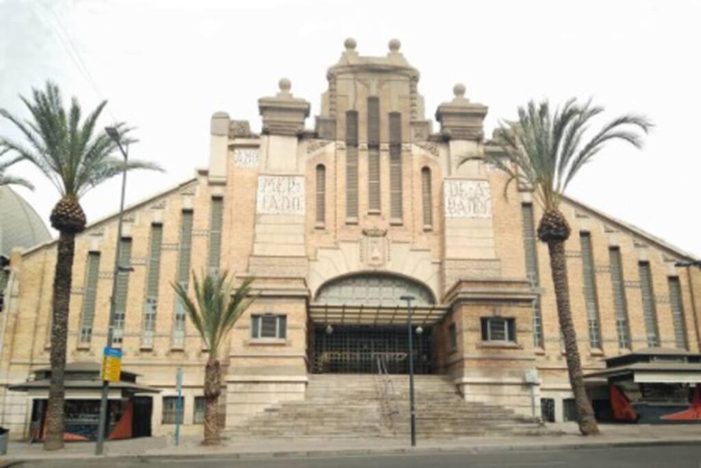 Espacioso Y Centrico Piso Con Zona Chill-Out Alicante Zewnętrze zdjęcie